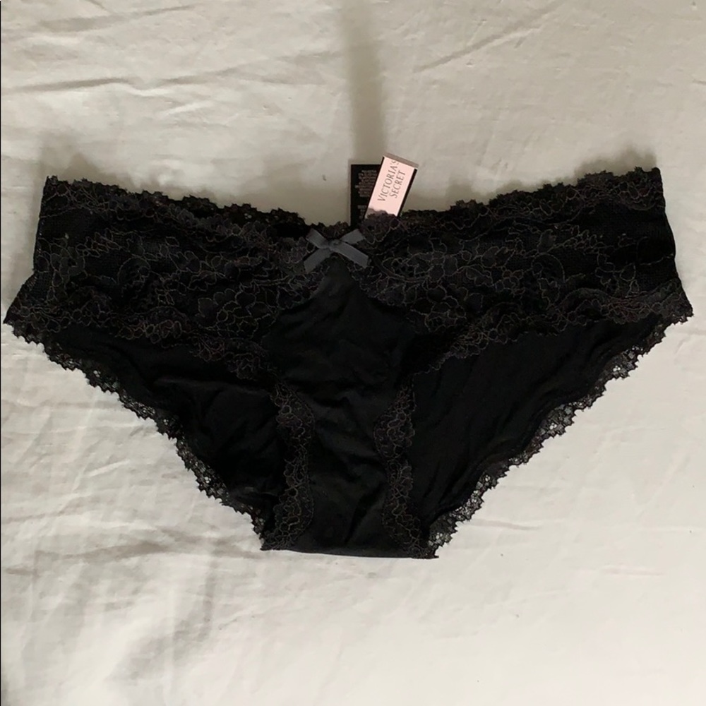 NWT Victoria’s Secret Dream Angels Hipkini